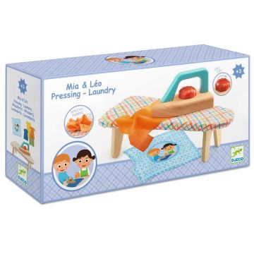 Mia & Léo Ironing Board with Clothes to Iron by Djeco - 0